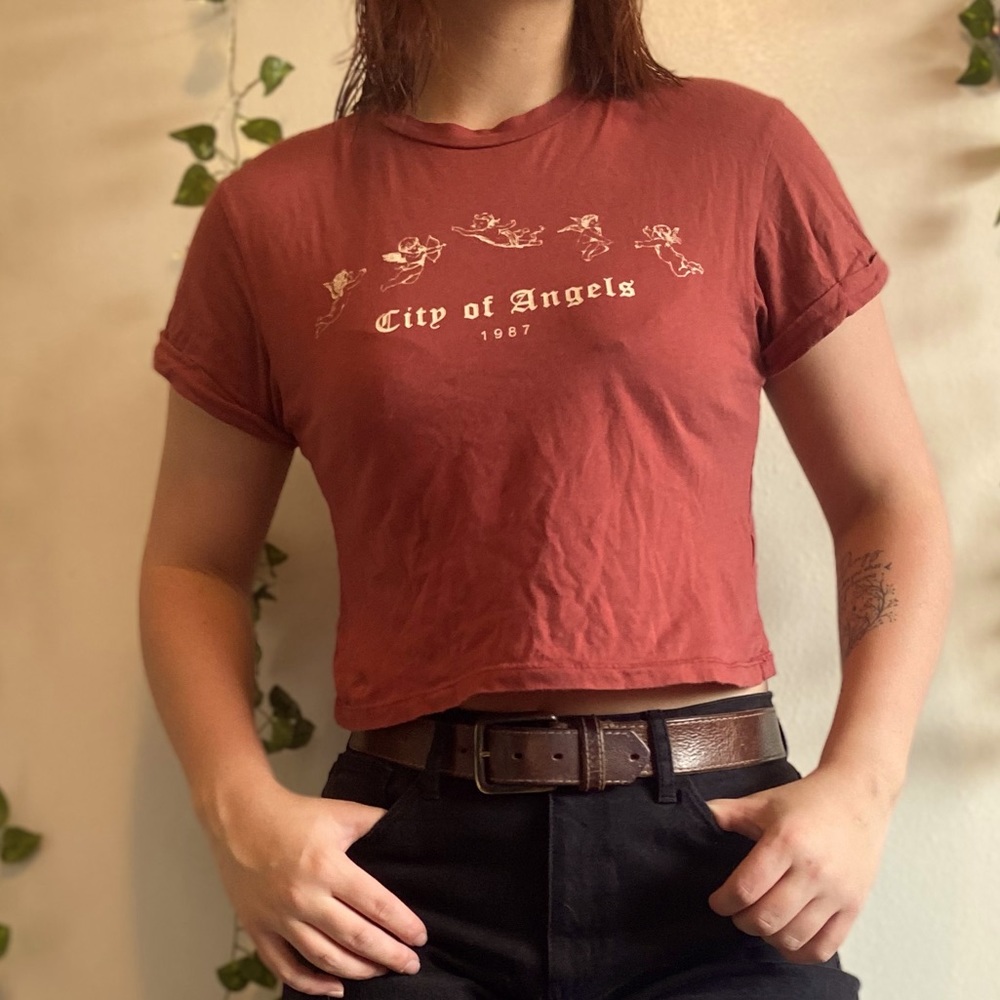 Cropped tee